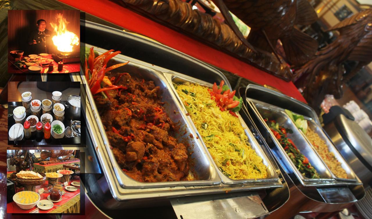 Kapuas Palace Hotel Понтианак Экстерьер фото
