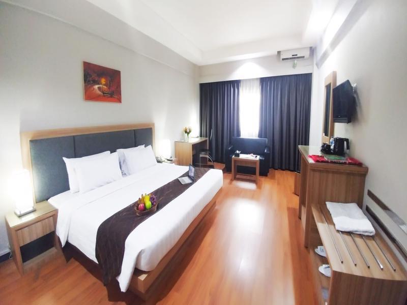 Kapuas Palace Hotel Понтианак Экстерьер фото